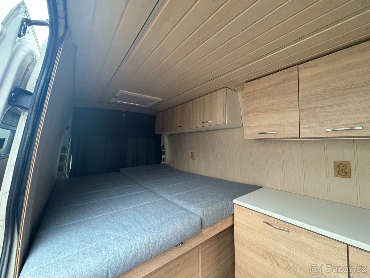 Prodám VW Crafter 2.5 TDi - 10