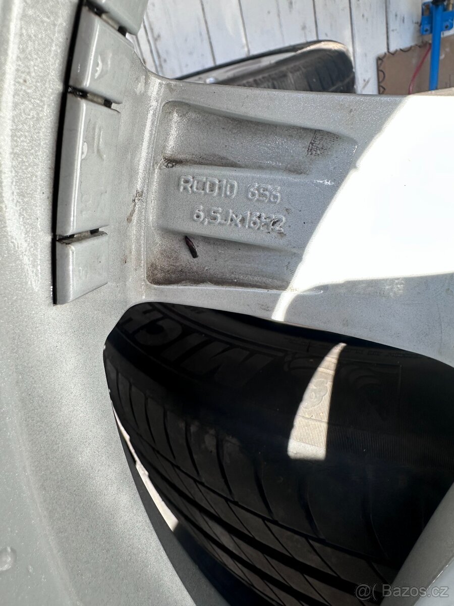 Celoroční sada alu kol Toyota Avensis 3 - Nové 205/60 R16 - 10