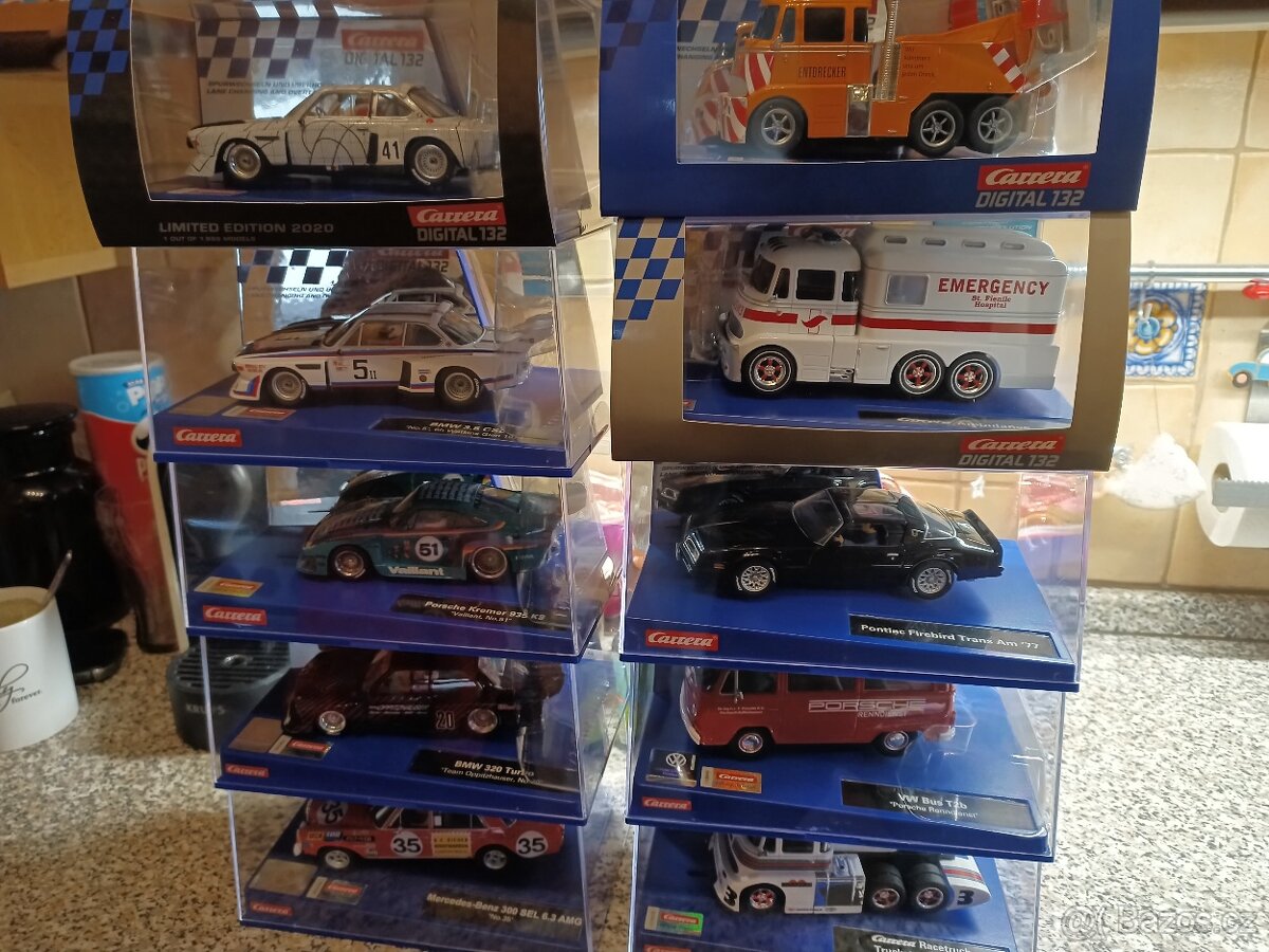 Prodám vyměním nové autíčko Carrera Pontiac Firebird TransAM - 10