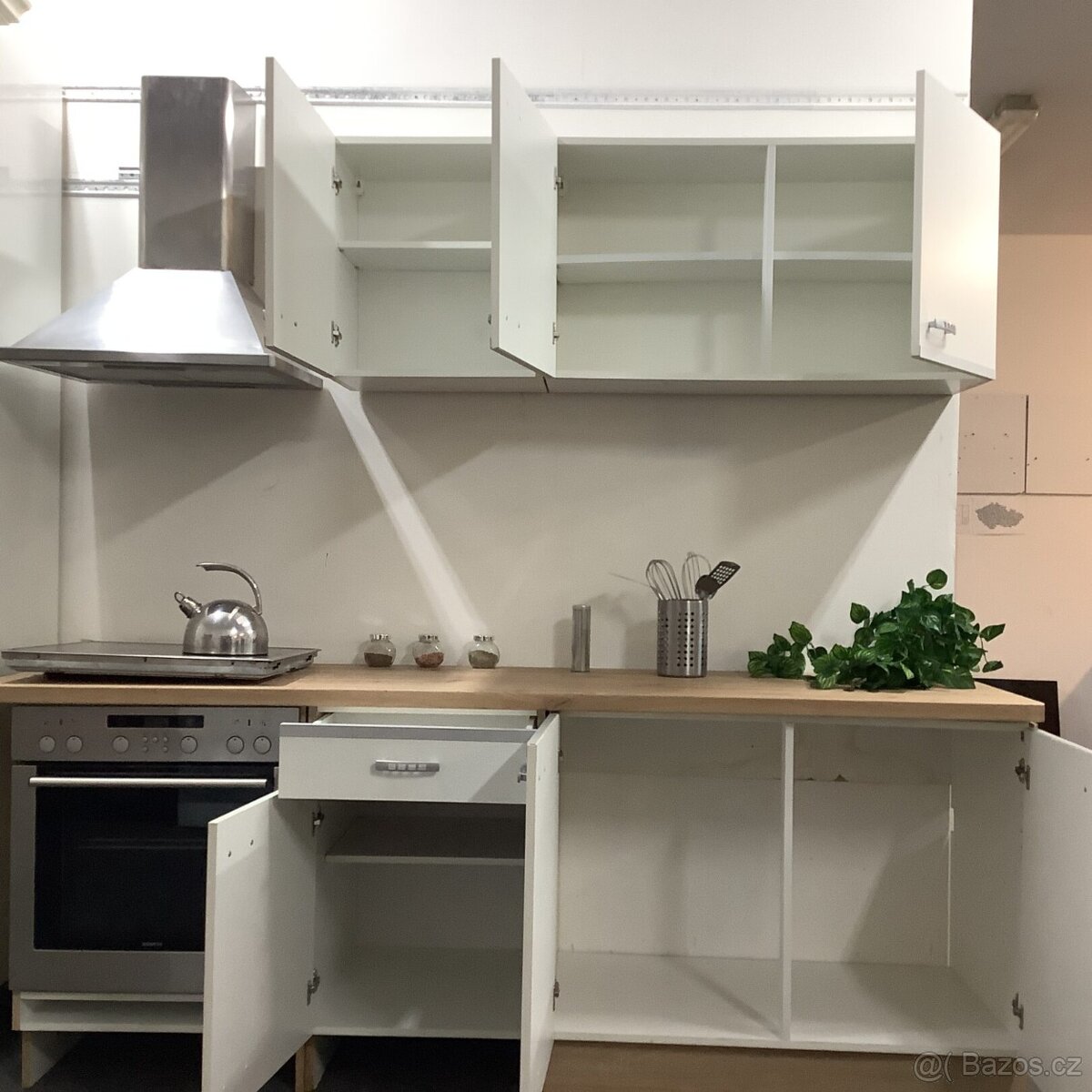 Moderní kuchyně DENISA - 10