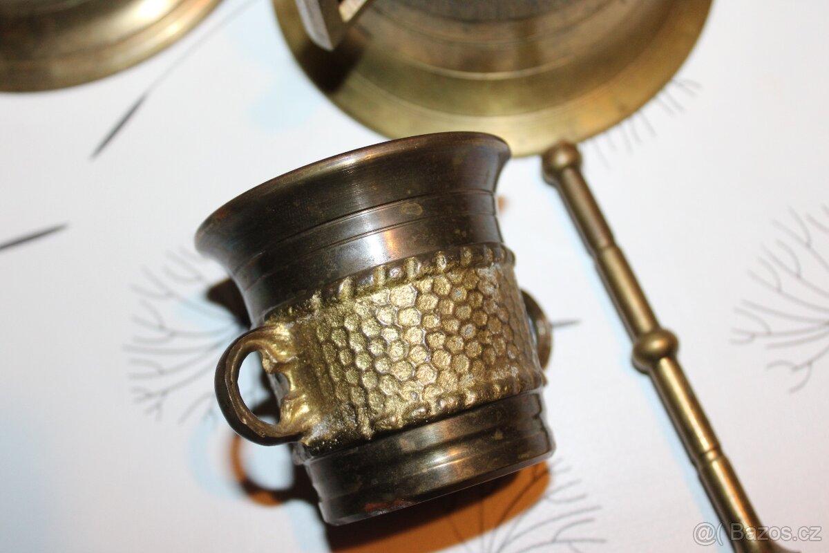 3 X MOSAZNÝ HMOŽDÍŘ - 10