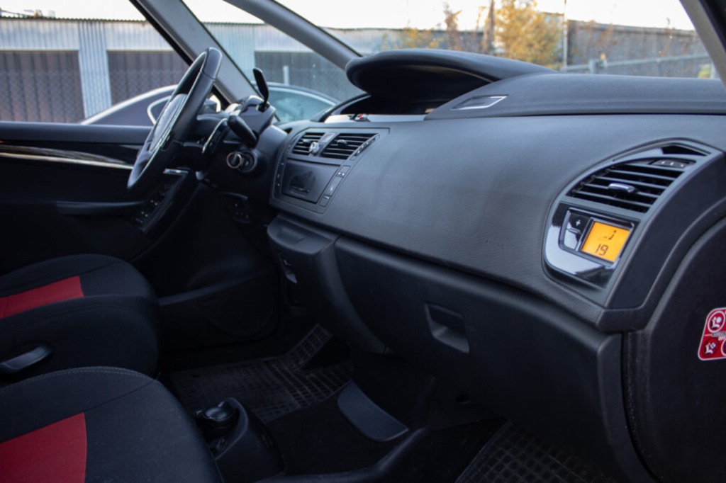 Citroën C4 Picasso - 10