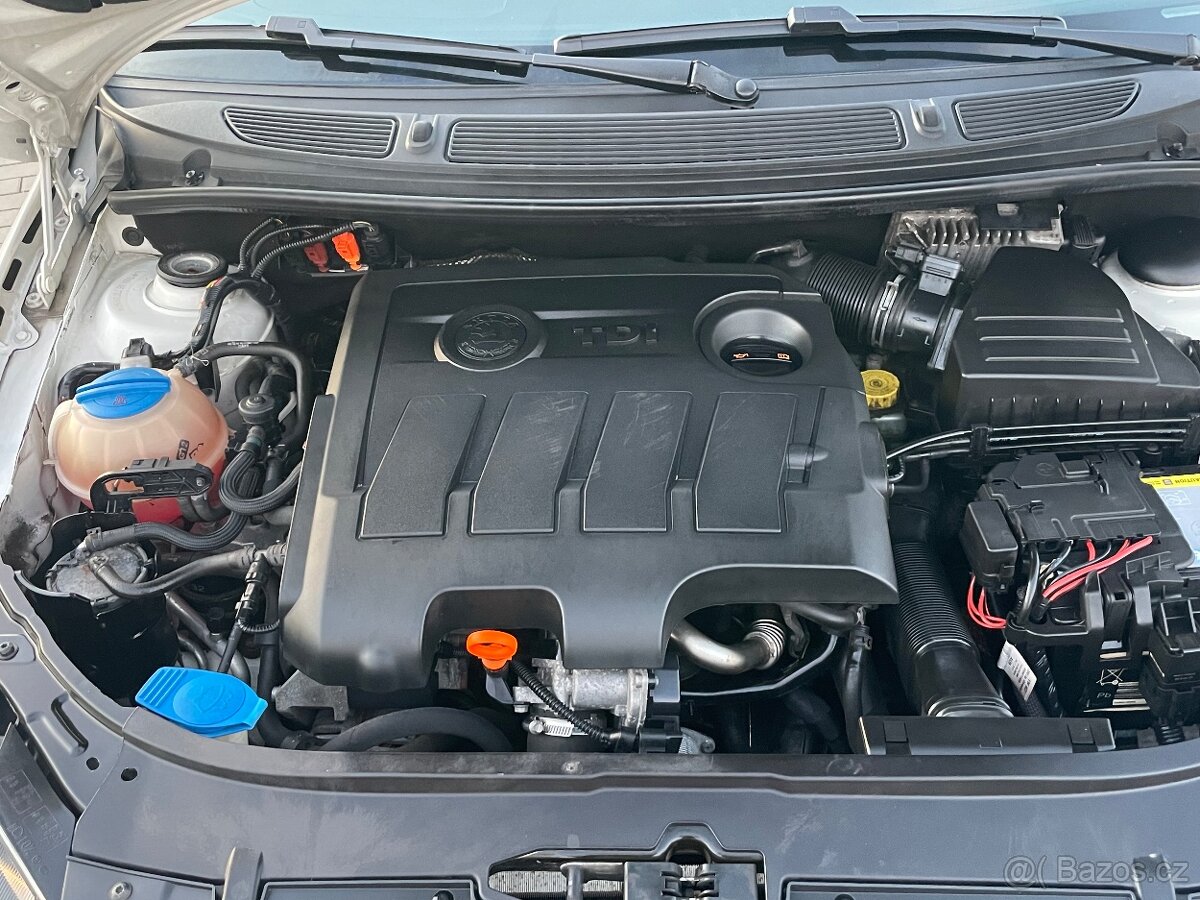 Škoda Roomster 1.6 tdi 66 Kw rv 2012 - 10