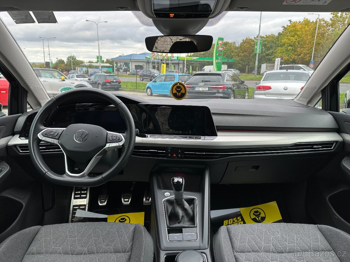 Volkswagen Golf 2023 - 10