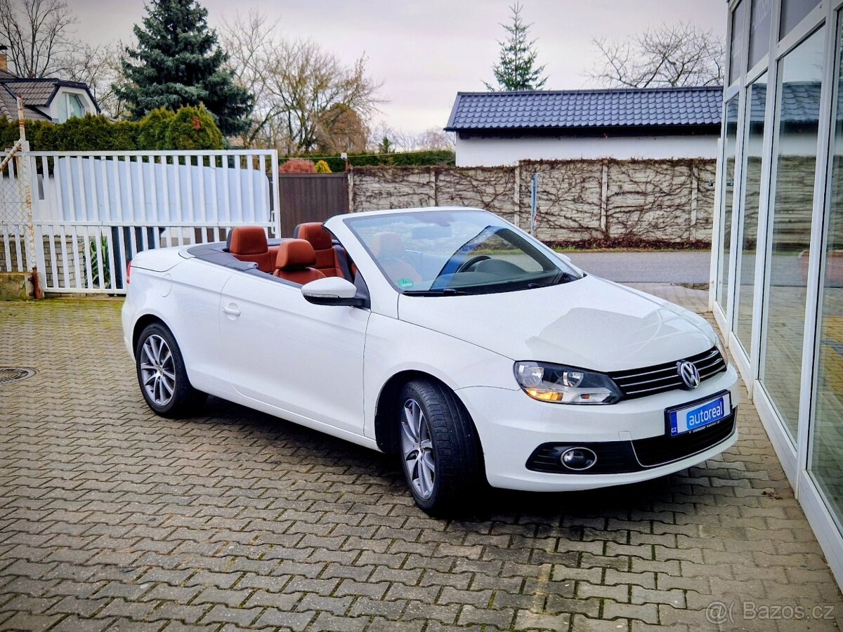 Volkswagen Eos, 1,4i 90kW manual top interiér - 10