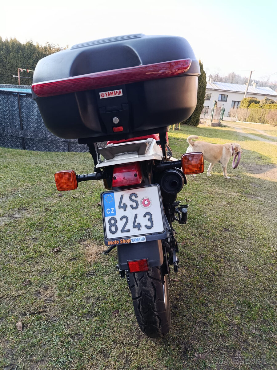 Yamaha XT600 - 10