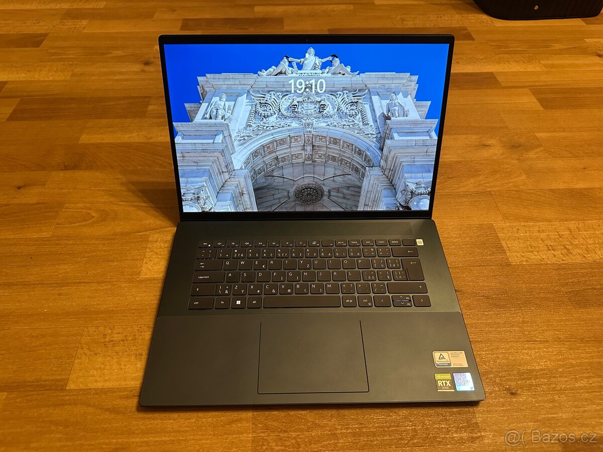 Dell Inspiron 16 Plus 7620, Intel Core i7, NVIDIA - 10