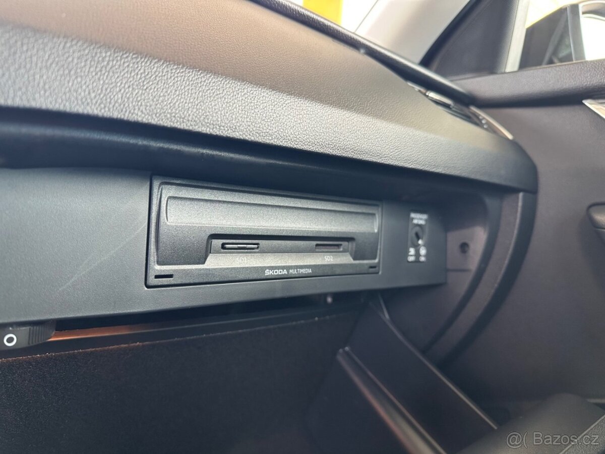 Škoda Octavia 1.0TSi NAVI,APP,GARANCE KM - 10