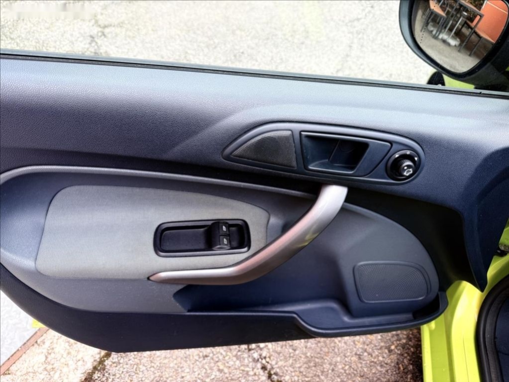 Ford Fiesta,1,2 i SPORT - 10
