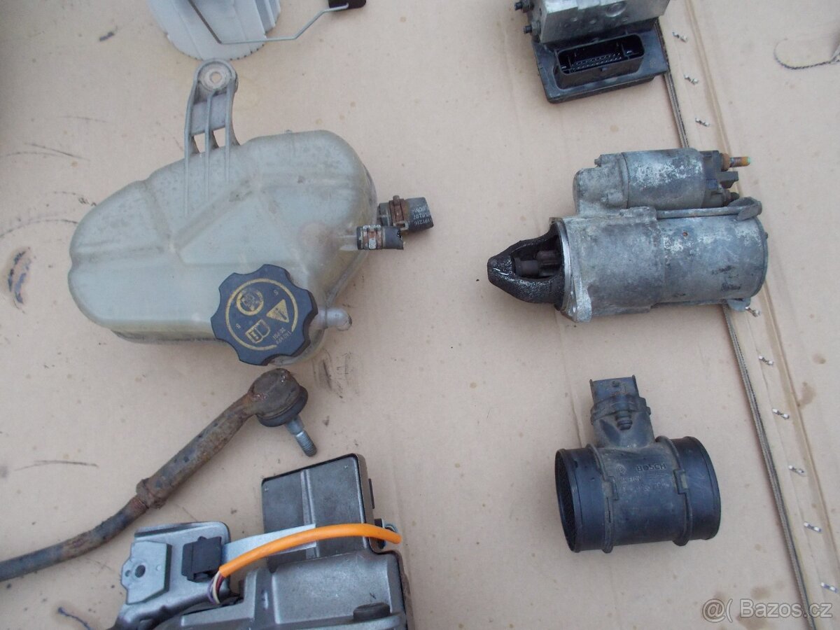 Díly 2. Opel Corsa D 1.6 141kw OPC - 10