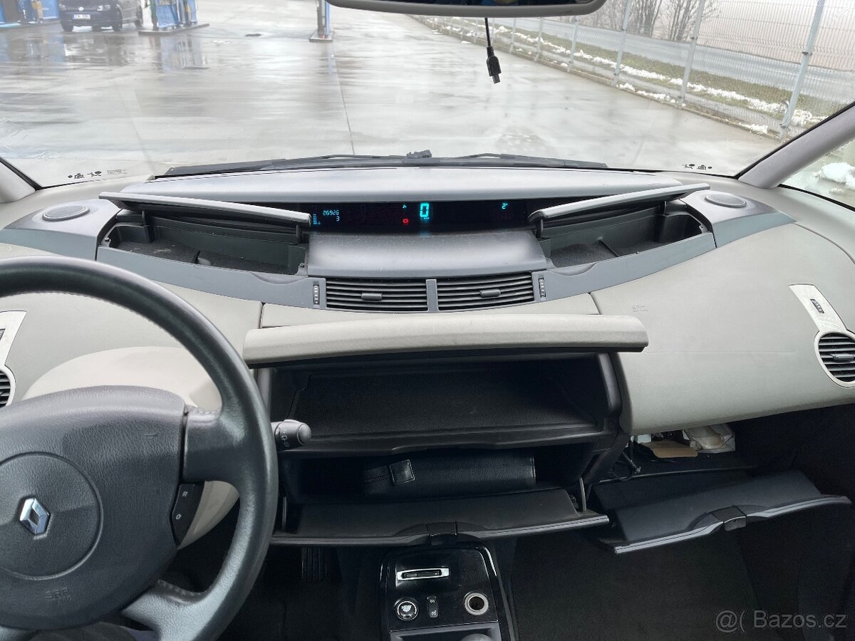 Renault Espace IV 2.0T - 10