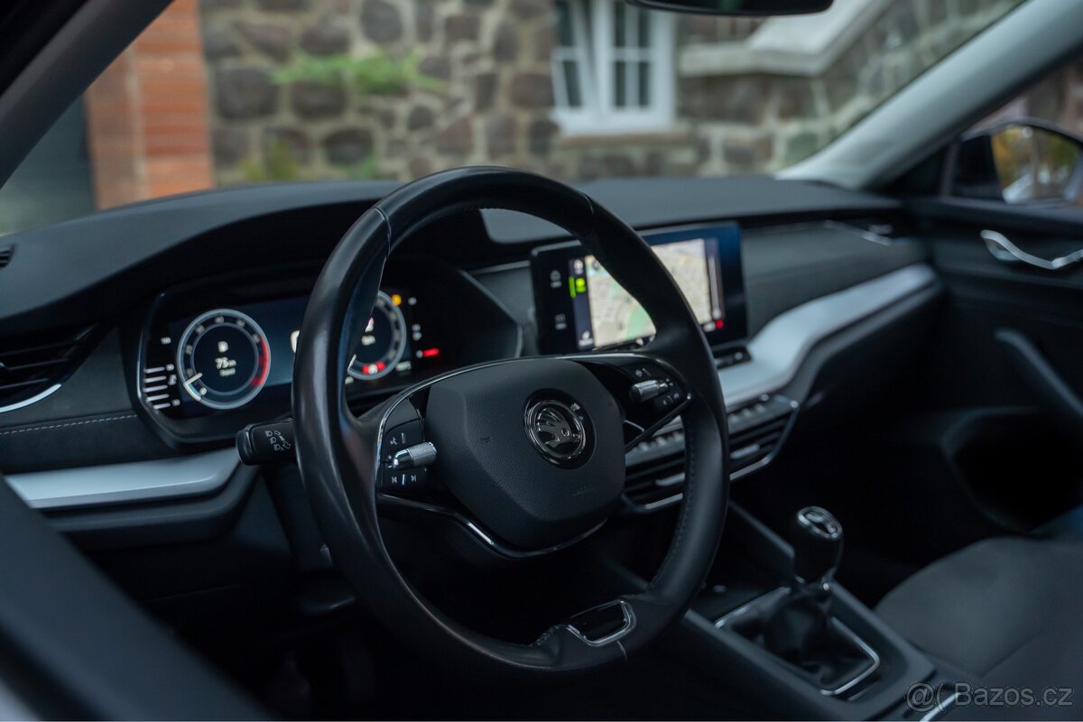 Škoda Octavia IV 1.5 TSI 110kw TAŽNÉ/VIRTUAL/PANORAMA - 10