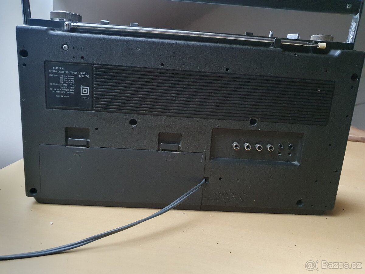 SONY CFS-65S Stereo Radio Cassette Boombox (1980) - 10