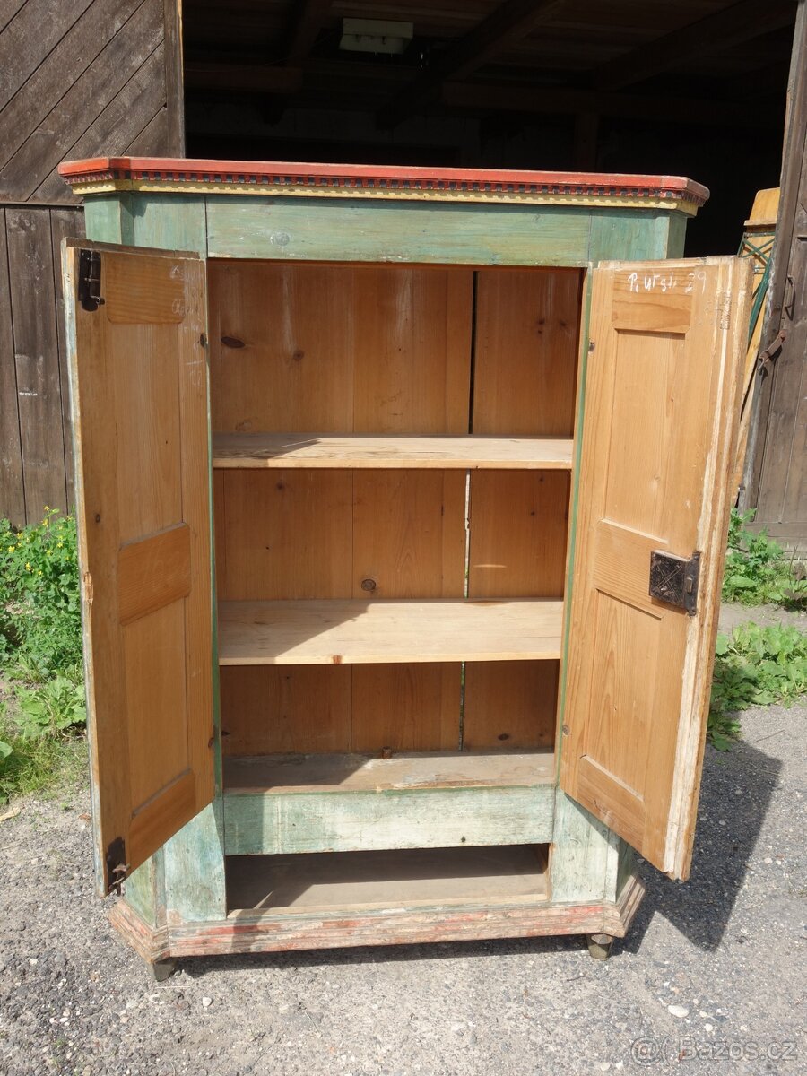 Malovaná skříň, originál bez oprav - 10