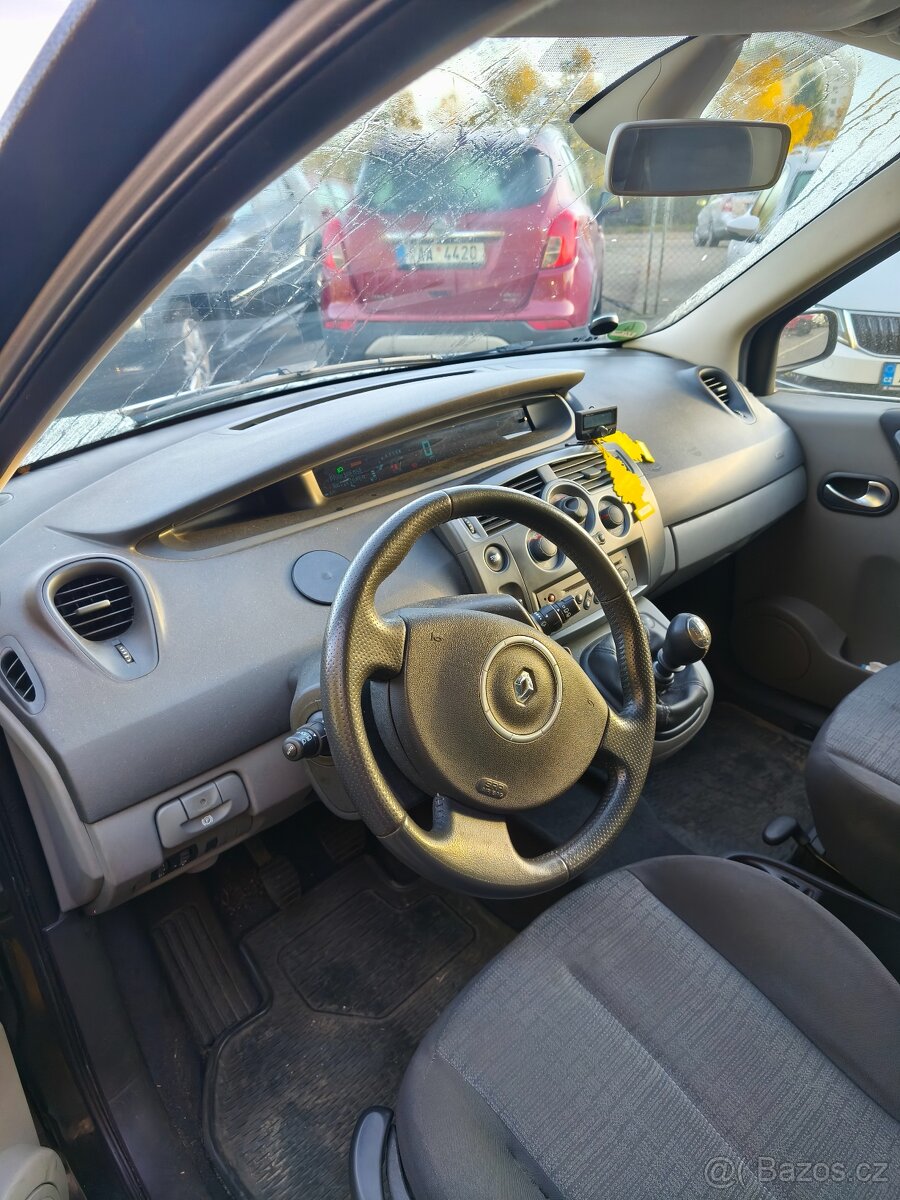 Renault Scénic - 10