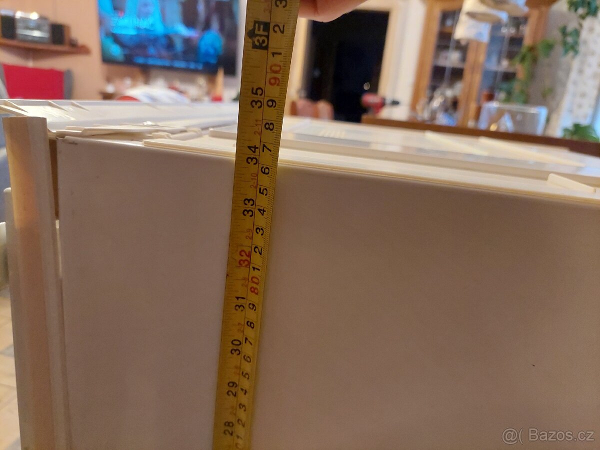 Vestavěná lednice liebher - 10