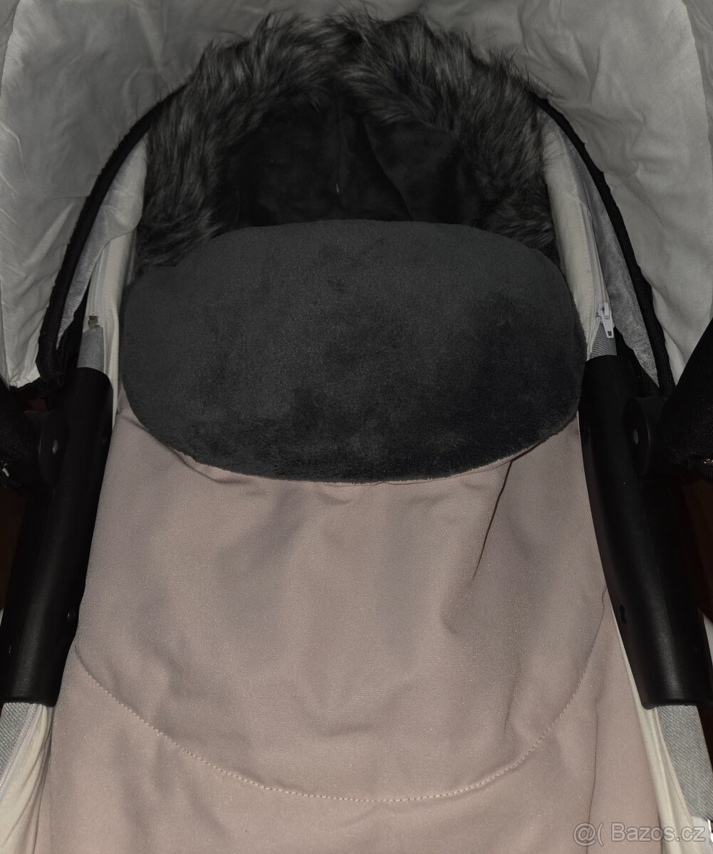 Velmi pěkný zimní fusak pouze 2 měs.využitý - 10