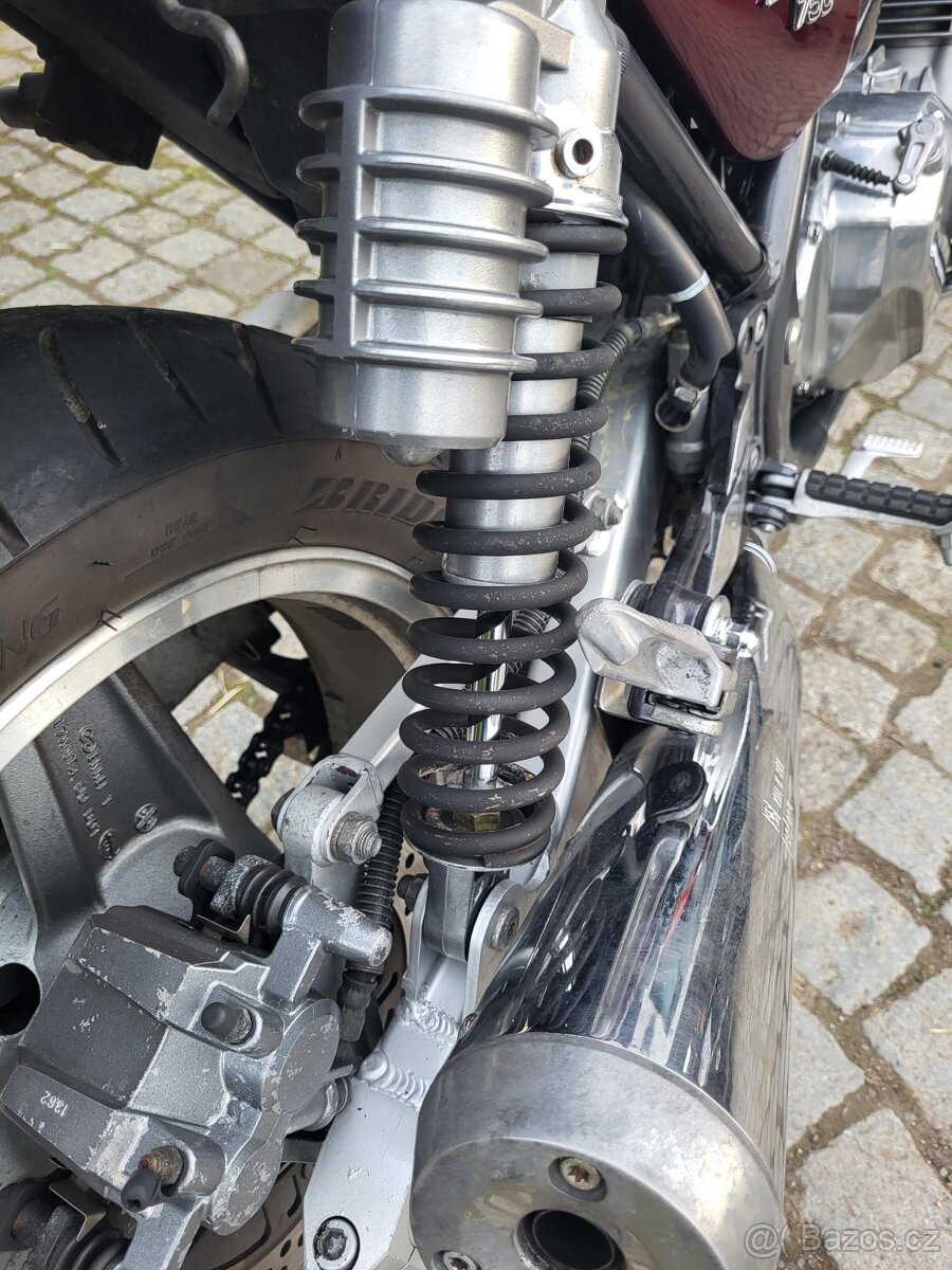 Kawasaki Zephyr 750 C - 10