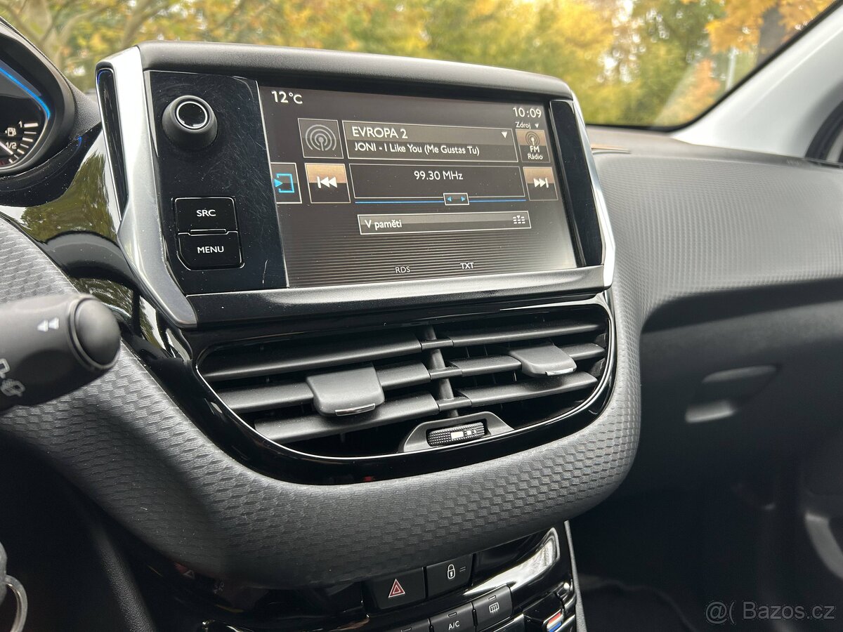 Peugeot 2008, 1.2i, 60kW - 10