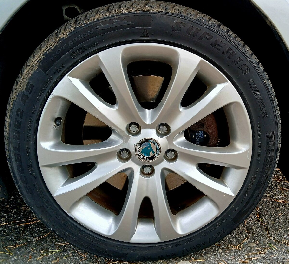 Superb 2.0 tdi dsg NAVI,pěkný stav. - 10