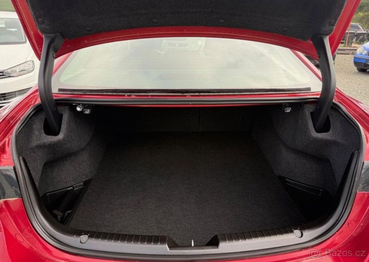 Mazda 6 2.0i Skyactiv-G benzín manuál 107 kw - 10