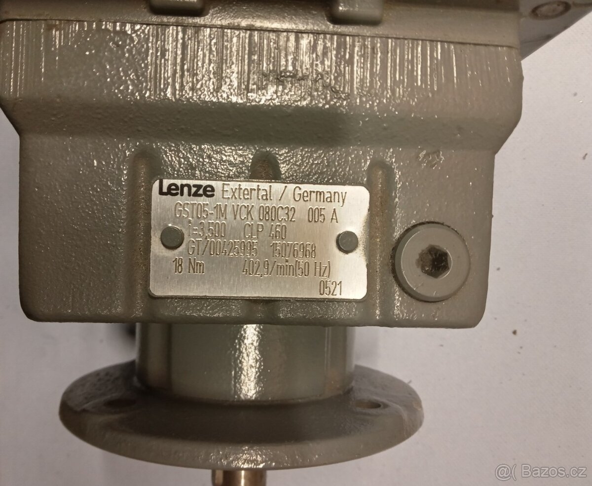 Elektromotor s převodovkou LENZE; 0,75 kW, 403 ot/min, 18Nm. - 10