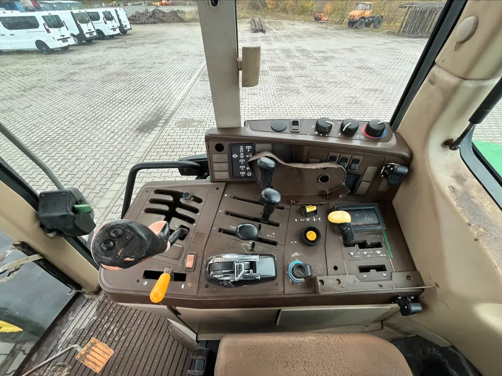 John Deere JD 6910 Traktor - 10