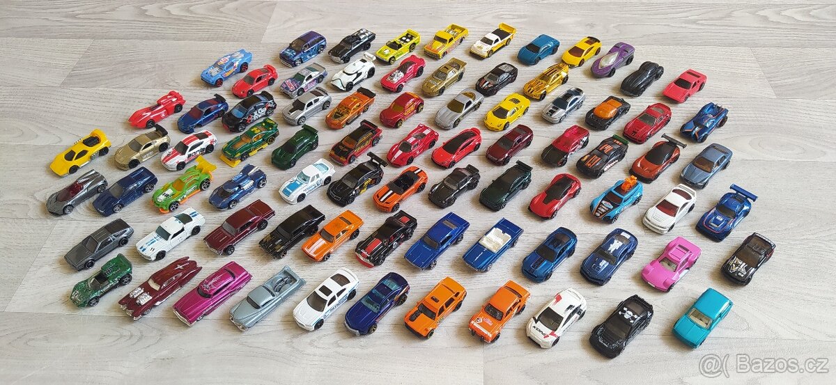 autíčka - angličáky Hot Wheels - 10