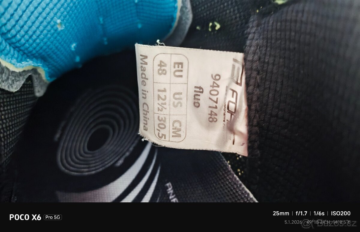 Cyklistické boty a dresy - 10