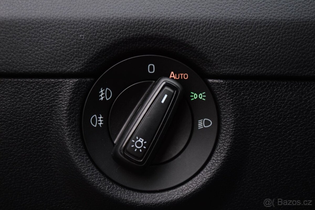 Škoda Octavia 3 Combi 2.0 TDI Style DSG - 10