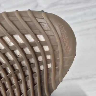 Adidas Yeezy Boost 350 V2 - 10