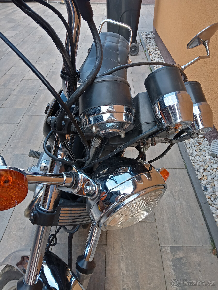 Suzuki GS 450 L - 10