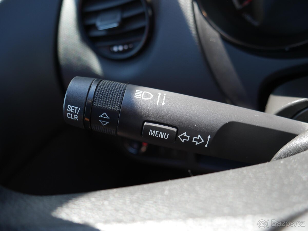 Opel Meriva 1.4i , 88 kW benzín, 2012 - 10