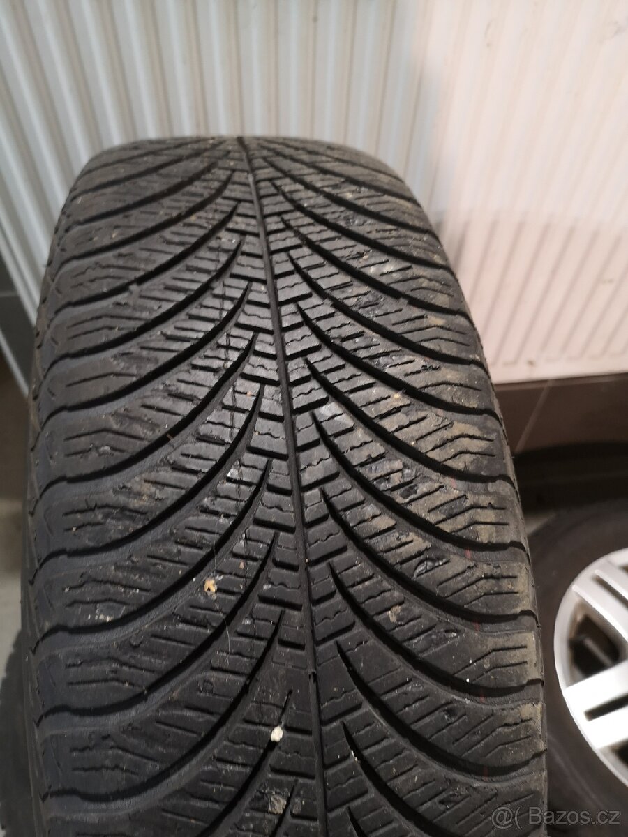 Vw Golf, Bora, Octavia alu + celoroční 195/65/15. - 10