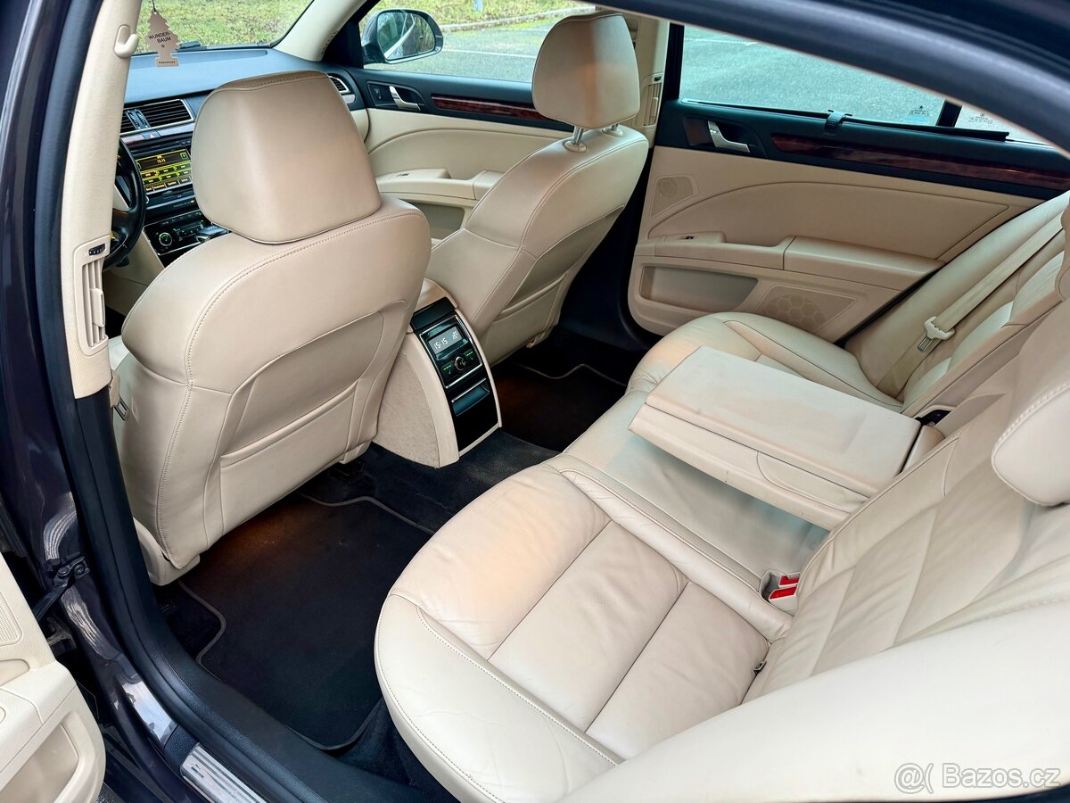 Škoda Superb 2.0TDI 103KW DSG ELEGANCE - 10