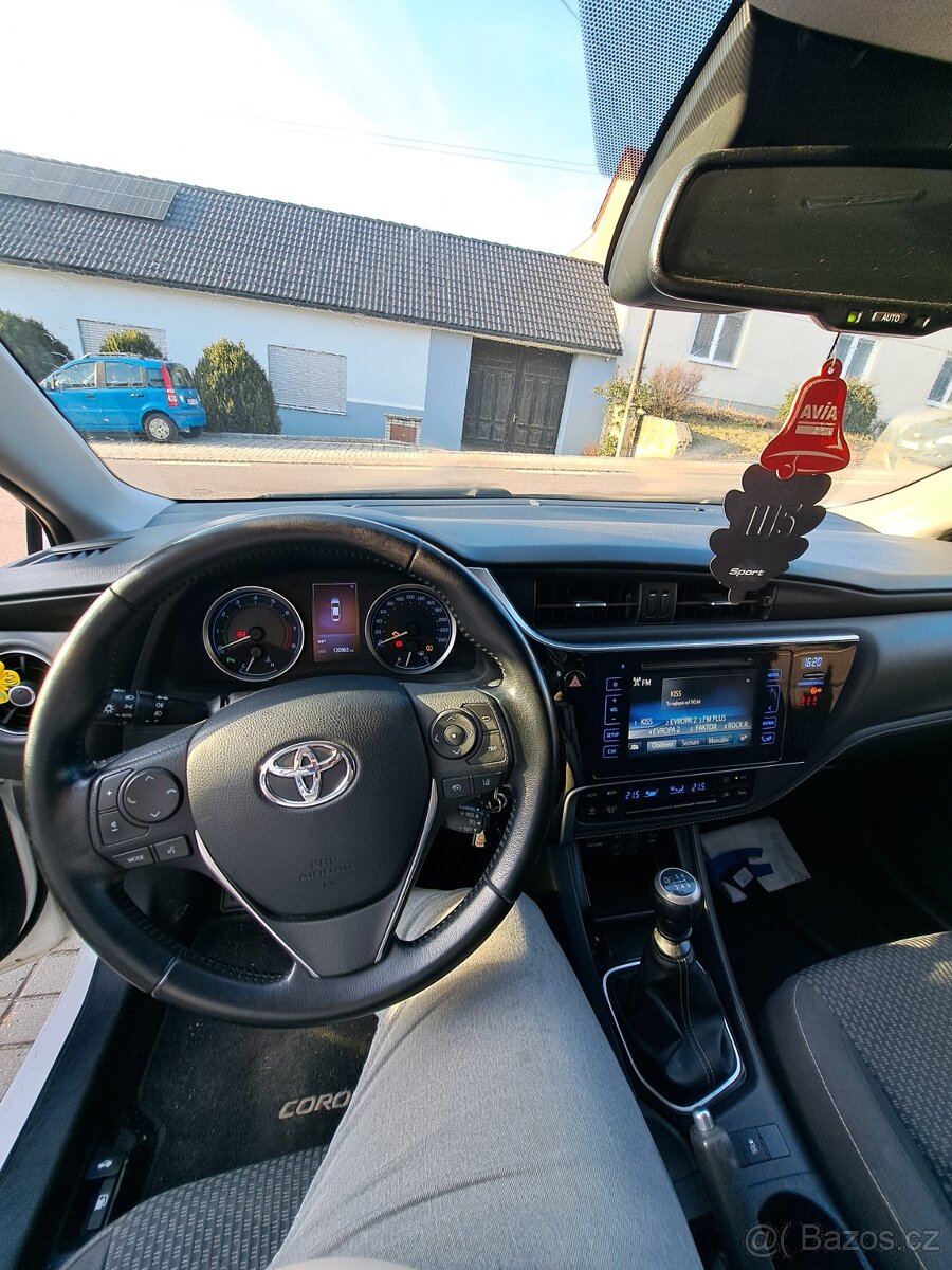 Toyota Corolla 1.6 97kw - 10