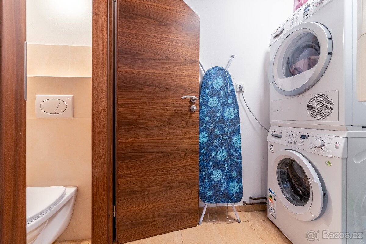 Pronájem mezonetového bytu 4+1 - 10