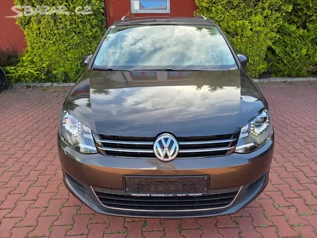VW Sharan 2.0TDI 110kW,2015,DSG,xenon,tažné,serviska - 10
