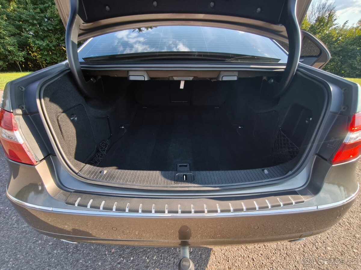 Mercedes E 350 CDI 4MATIC (W212) 170 kW - 10
