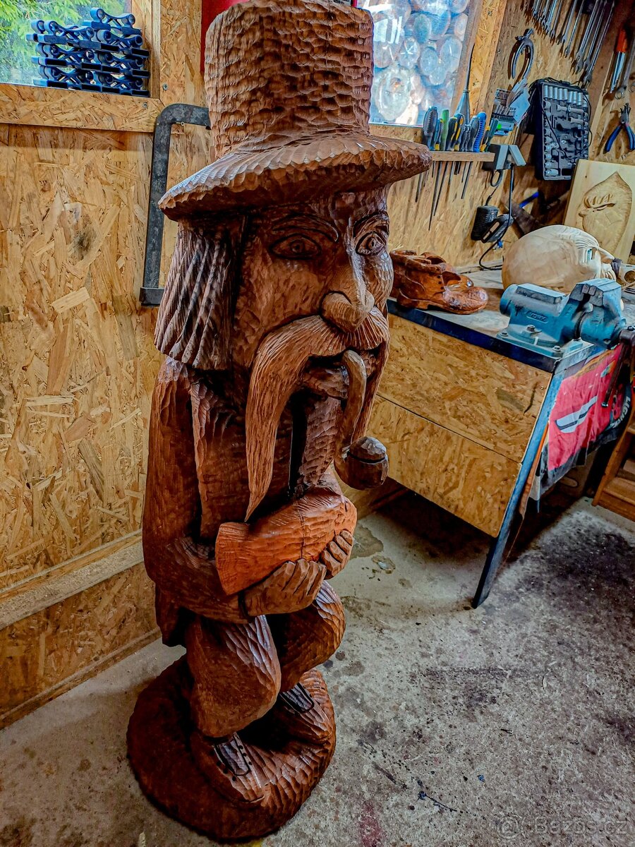 Dřevěné sochy do zahrady - 10