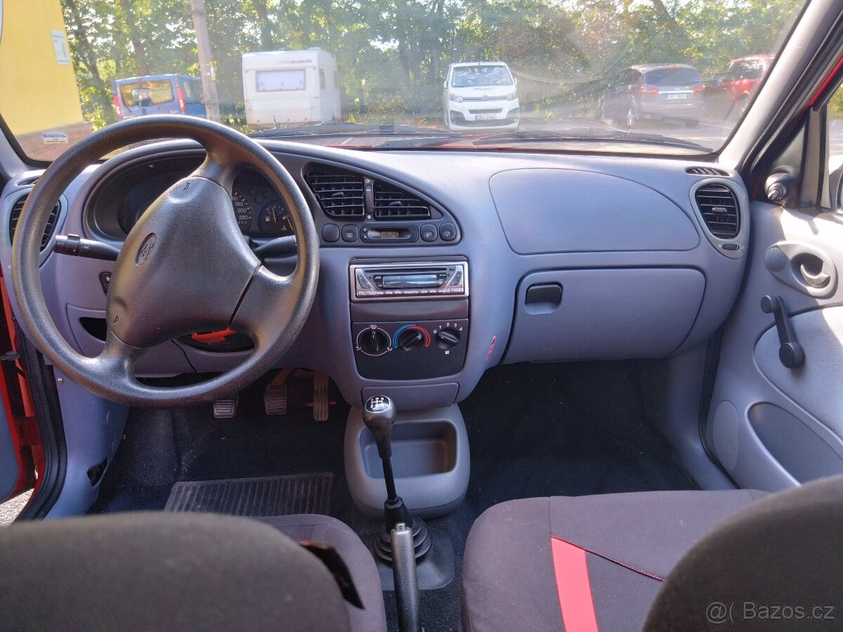 Ford Fiesta 1.3 - 10