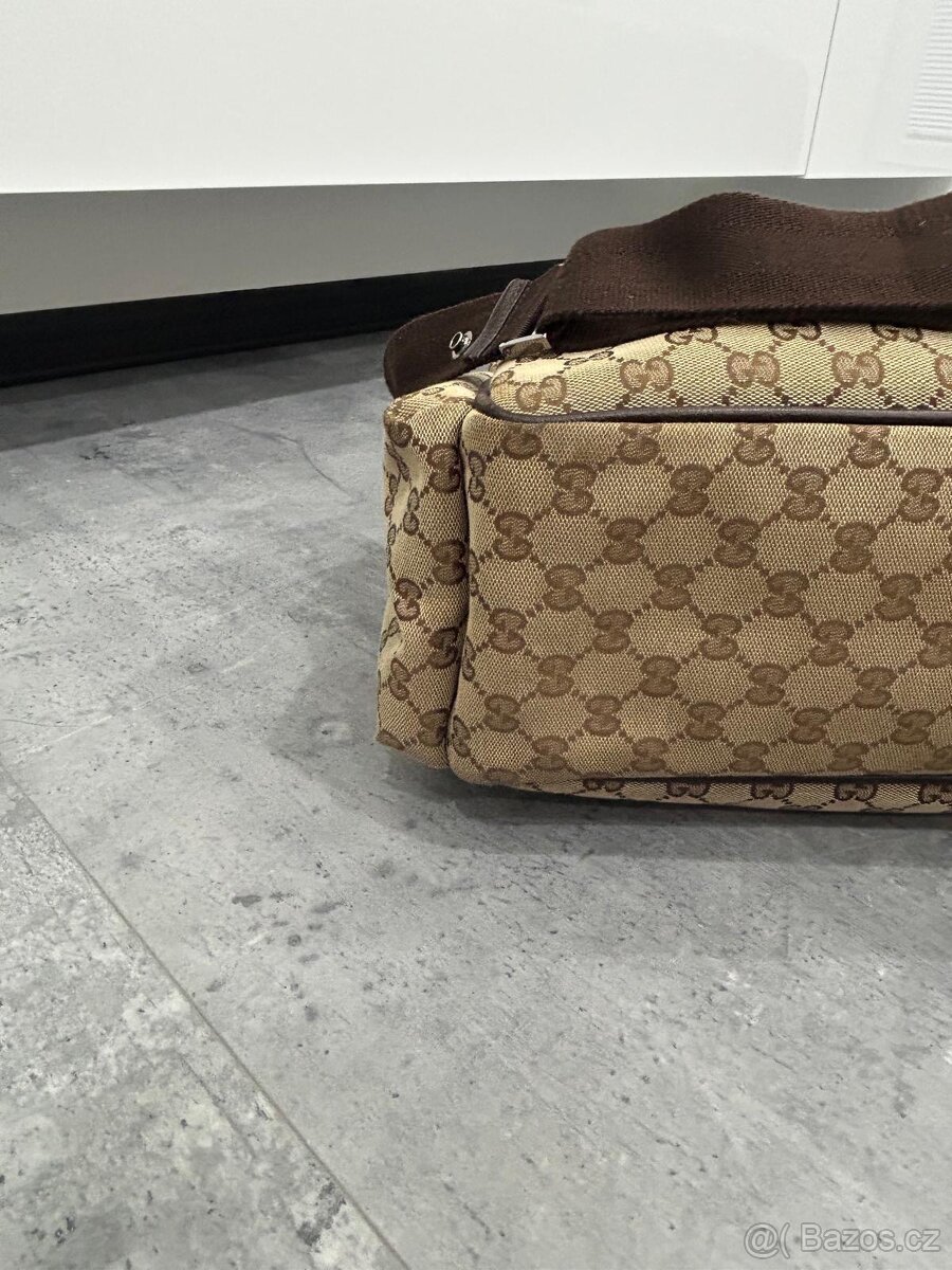 Gucci přebalovací taska - 10