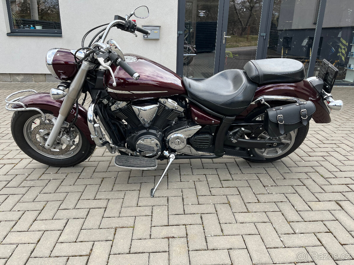 Yamaha XVS 1300 Midnightstar - 10