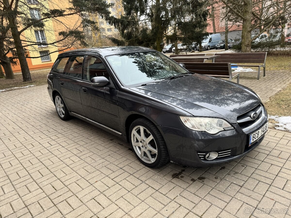 Subaru Legacy 3.0 H6 SI Drive - 10
