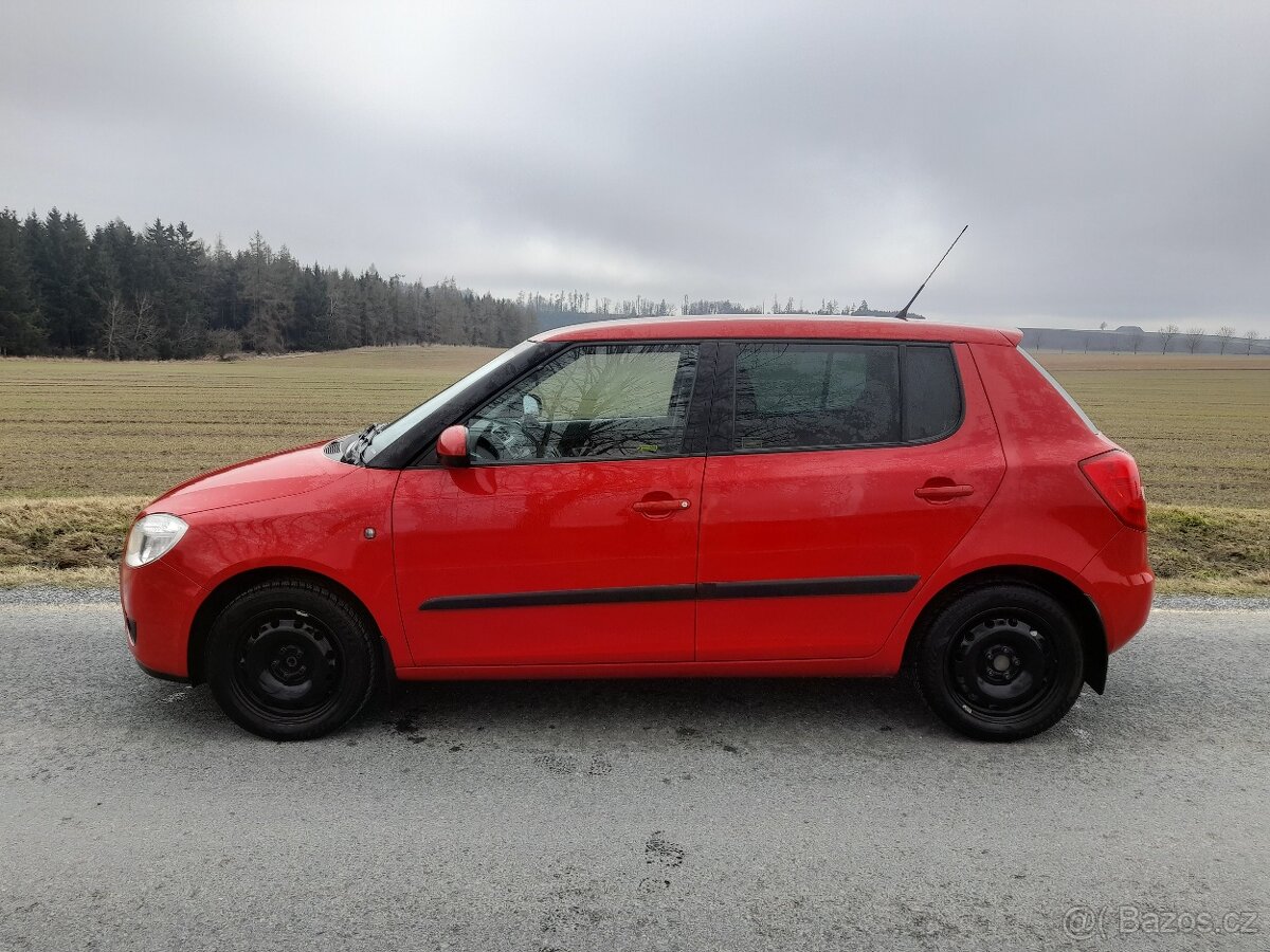 Škoda Fabia II - 10