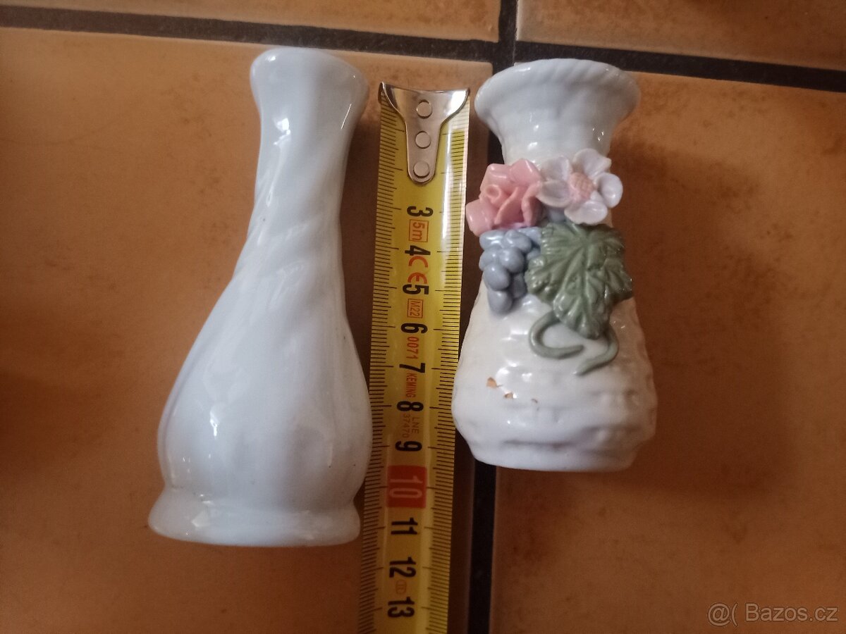 Prodám vázy, talíř dřevěný, konvici čajovou, hrníčky - 10