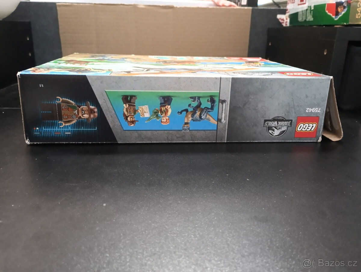 LEGO Jurassic World 75942 Velociraptor: Biplane Rescue Missi - 10