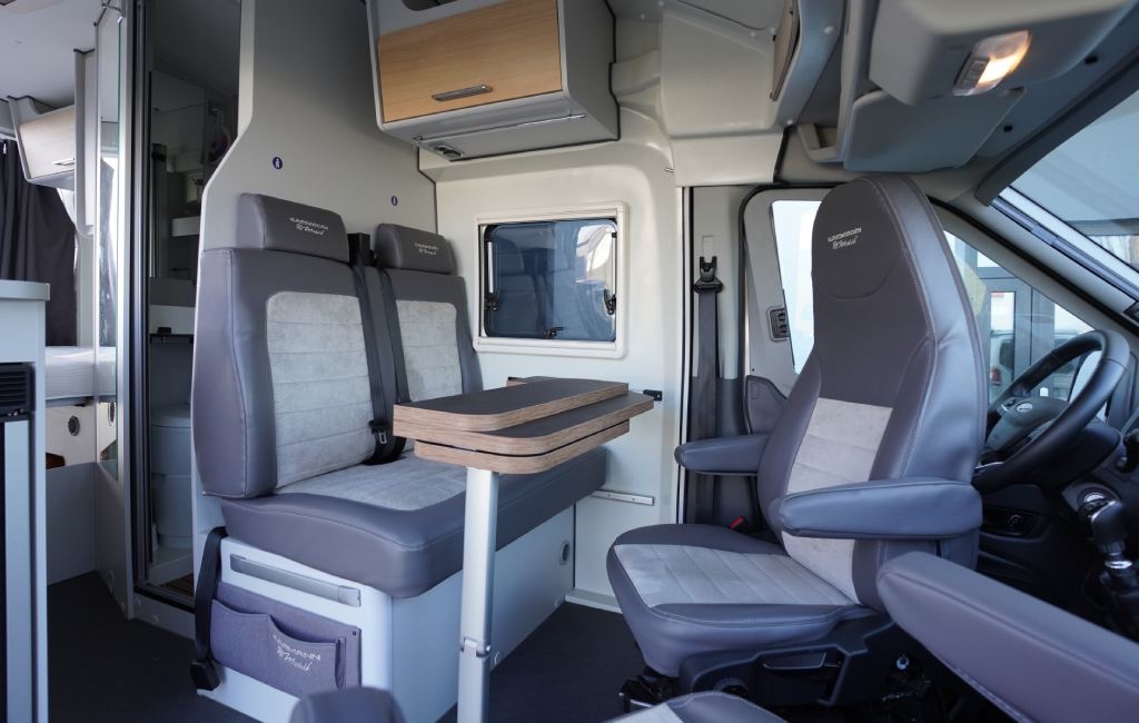 Karmann-Mobil Dexter 560 4x4 - 10