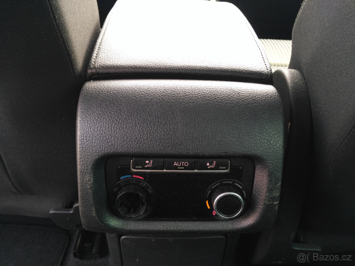 Seat Alhambra 2.0 TDI 4x4 7 míst - 10