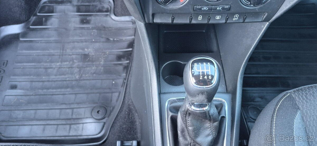 Škoda rapid 1,2tsi - 10